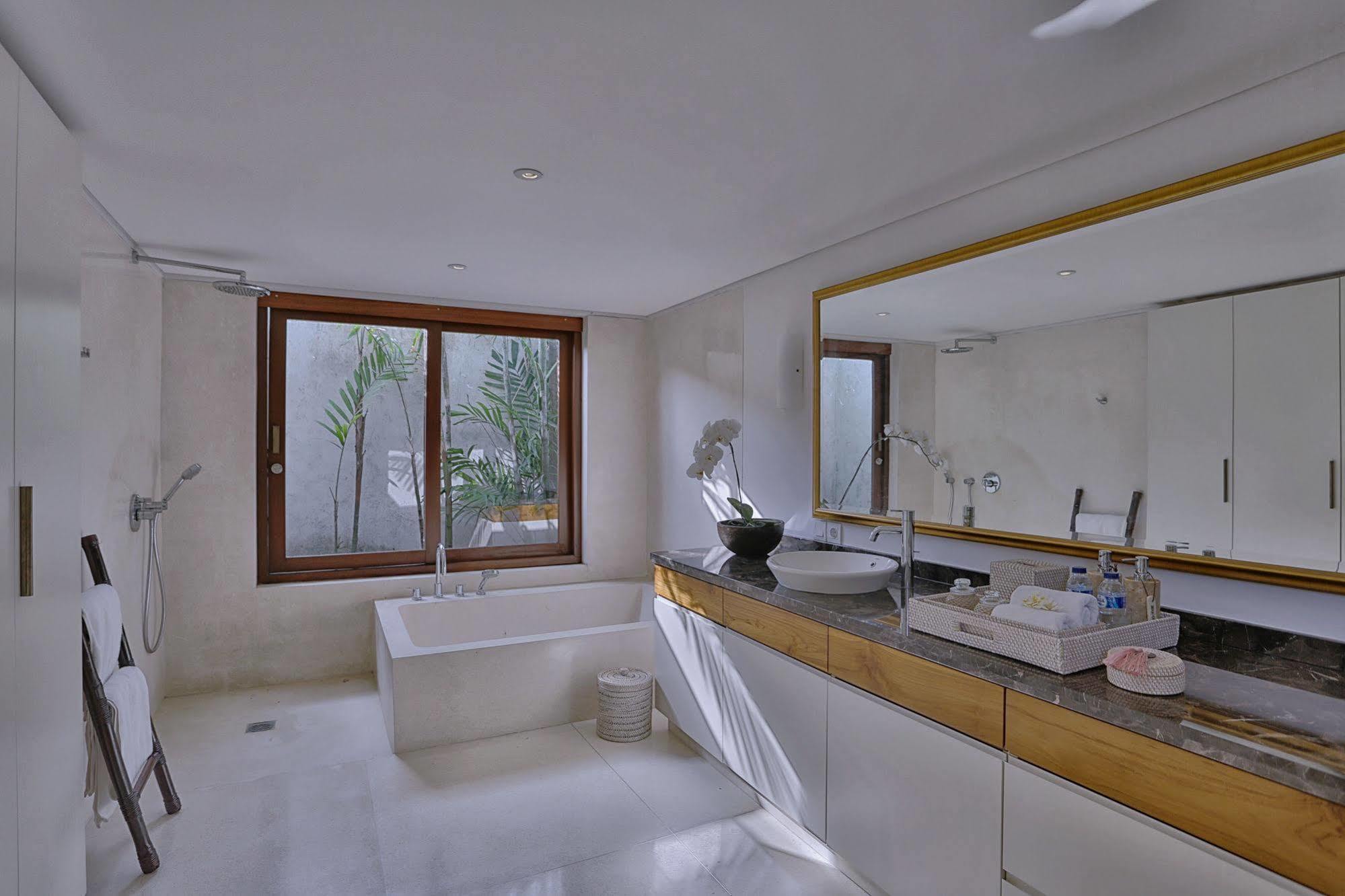קוטה לומבוק Villa Nikara מראה חיצוני תמונה